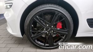 Genesis G70 Бензин 2.5T 4WD 2025 года из Южной Кореи