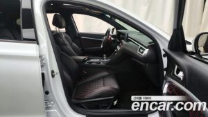 Genesis G70 Бензин 2.5T 4WD 2025 года из Южной Кореи
