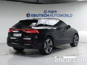 Audi Q8 55 TFSI 4WD Premium 2023 года из Южной Кореи
