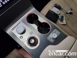 Genesis GV80 2.5T Бензин AWD 2025 года из Южной Кореи