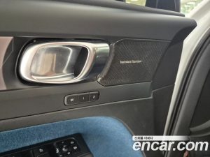 Volvo C40 Twin ULTIMATE 2024 года из Южной Кореи