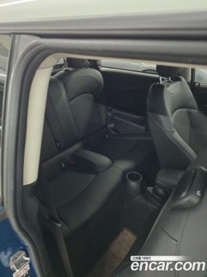 Mini Cooper CLASSIC Plus COMFORT PACK 2023 года из Южной Кореи