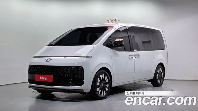 Hyundai Staria Lounge 9-Seater 2025 года из Кореи
