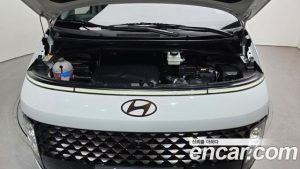 Hyundai Staria Lounge 9-Seater 2025 года из Южной Кореи