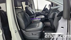 Hyundai Staria Lounge 9-Seater 2025 года из Южной Кореи