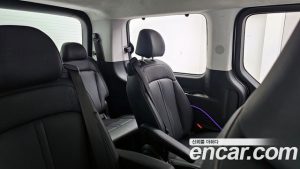 Hyundai Staria Lounge 9-Seater 2025 года из Южной Кореи