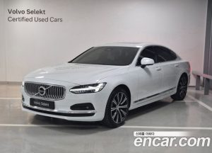 Volvo S90 B5 ULTIMATE Bright 2024 года из Южной Кореи