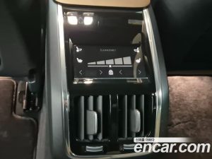Volvo S90 B5 ULTIMATE Bright 2024 года из Южной Кореи