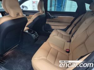 Volvo S90 B5 ULTIMATE Bright 2024 года из Южной Кореи
