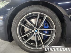 BMW 5-Series 520i M Sport 2023 года из Южной Кореи