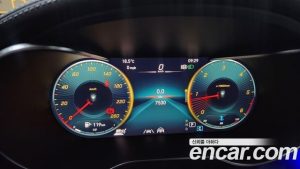 Mercedes-Benz GLC-Class GLC220 d 4MATIC Coupe 2023 года из Южной Кореи