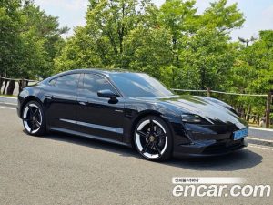 Porsche Taycan Base 2022 года из Южной Кореи