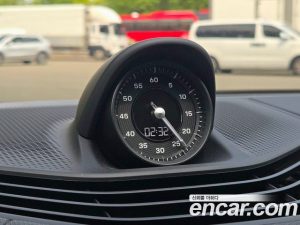 Porsche Taycan Base 2022 года из Южной Кореи