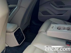 Porsche Taycan Base 2022 года из Южной Кореи