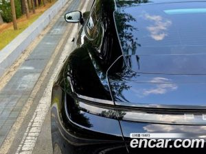 Porsche Taycan Base 2022 года из Южной Кореи