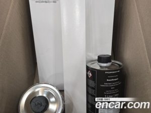 Porsche Taycan Base 2022 года из Южной Кореи
