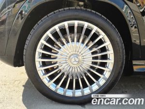 Mercedes-Benz GLS-Class Maybach GLS600 4MATIC 2025 года из Южной Кореи