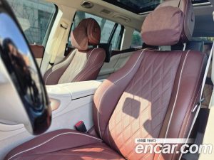 Mercedes-Benz GLS-Class Maybach GLS600 4MATIC 2025 года из Южной Кореи
