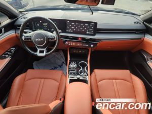 Kia K5 Prestige 2024 года из Южной Кореи