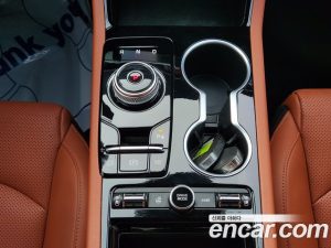 Kia K5 Prestige 2024 года из Южной Кореи