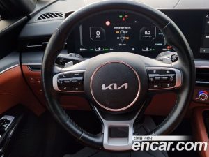 Kia K5 Prestige 2024 года из Южной Кореи