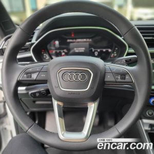 Audi Q3 40 TFSI 4WD Premium 2025 года из Южной Кореи
