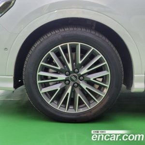Audi Q3 40 TFSI 4WD Premium 2025 года из Южной Кореи
