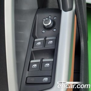 Audi Q3 40 TFSI 4WD Premium 2025 года из Южной Кореи