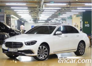 Mercedes-Benz E-Class E350 4MATIC Exclusive 2023 года из Южной Кореи