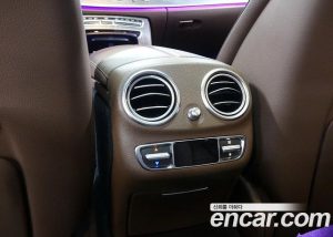 Mercedes-Benz E-Class E350 4MATIC Exclusive 2023 года из Южной Кореи