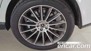 Mercedes-Benz GLE-Class GLE450 4MATIC 2025 года из Южной Кореи