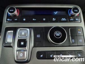Hyundai Palisade Дизель 2.2 2WD 2024 года из Южной Кореи
