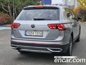 Volkswagen Tiguan 2.0 TSI Prestige 2023 года из Южной Кореи