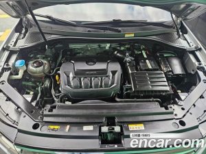 Volkswagen Tiguan 2.0 TSI Prestige 2023 года из Южной Кореи