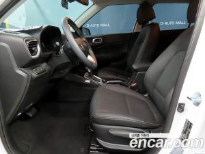 Hyundai Venue 1.6 Premium 2025 года из Южной Кореи