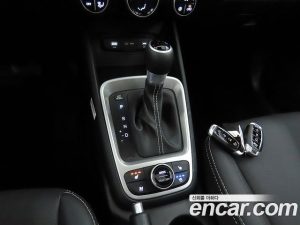 Hyundai Venue 1.6 Premium 2025 года из Южной Кореи