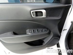 Hyundai Venue 1.6 Premium 2025 года из Южной Кореи