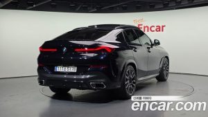 BMW X6 xDrive40i M Sport 2024 года из Южной Кореи
