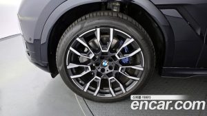 BMW X6 xDrive40i M Sport 2024 года из Южной Кореи