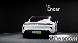 Porsche Taycan Turbo 2025 года из Южной Кореи