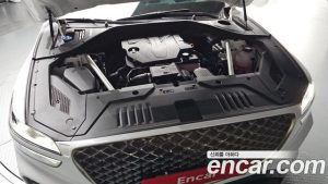 Genesis GV70 2.5T Бензин 2WD 2024 года из Южной Кореи