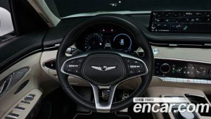 Genesis GV70 2.5T Бензин 2WD 2024 года из Южной Кореи