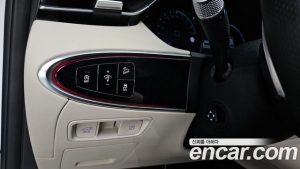 Genesis GV70 2.5T Бензин 2WD 2024 года из Южной Кореи