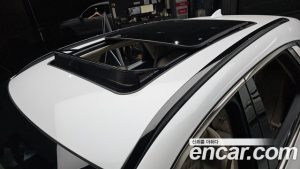Genesis GV70 2.5T Бензин 2WD 2024 года из Южной Кореи