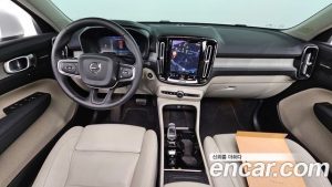 Volvo XC40 B4 Ultra Bright 2025 года из Южной Кореи