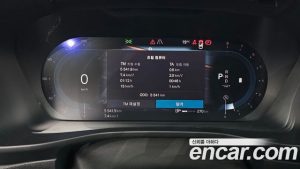 Volvo XC40 B4 Ultra Bright 2025 года из Южной Кореи