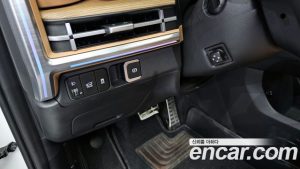 Hyundai Santafe HEV 1.6 2WD 2024 года из Южной Кореи