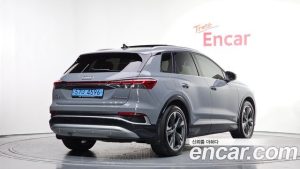 Audi Q4 e-tron 40 Premium 2023 года из Южной Кореи