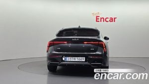 Kia K5 Prestige 2024 года из Южной Кореи