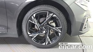 Kia K5 Prestige 2024 года из Южной Кореи